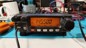 Yaesu FT 2800M