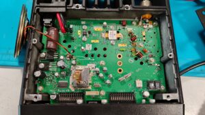 Yaesu FT 2800M