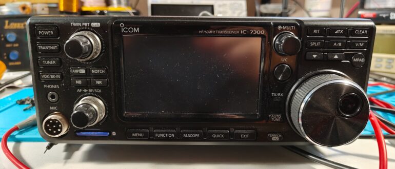 IC-7300